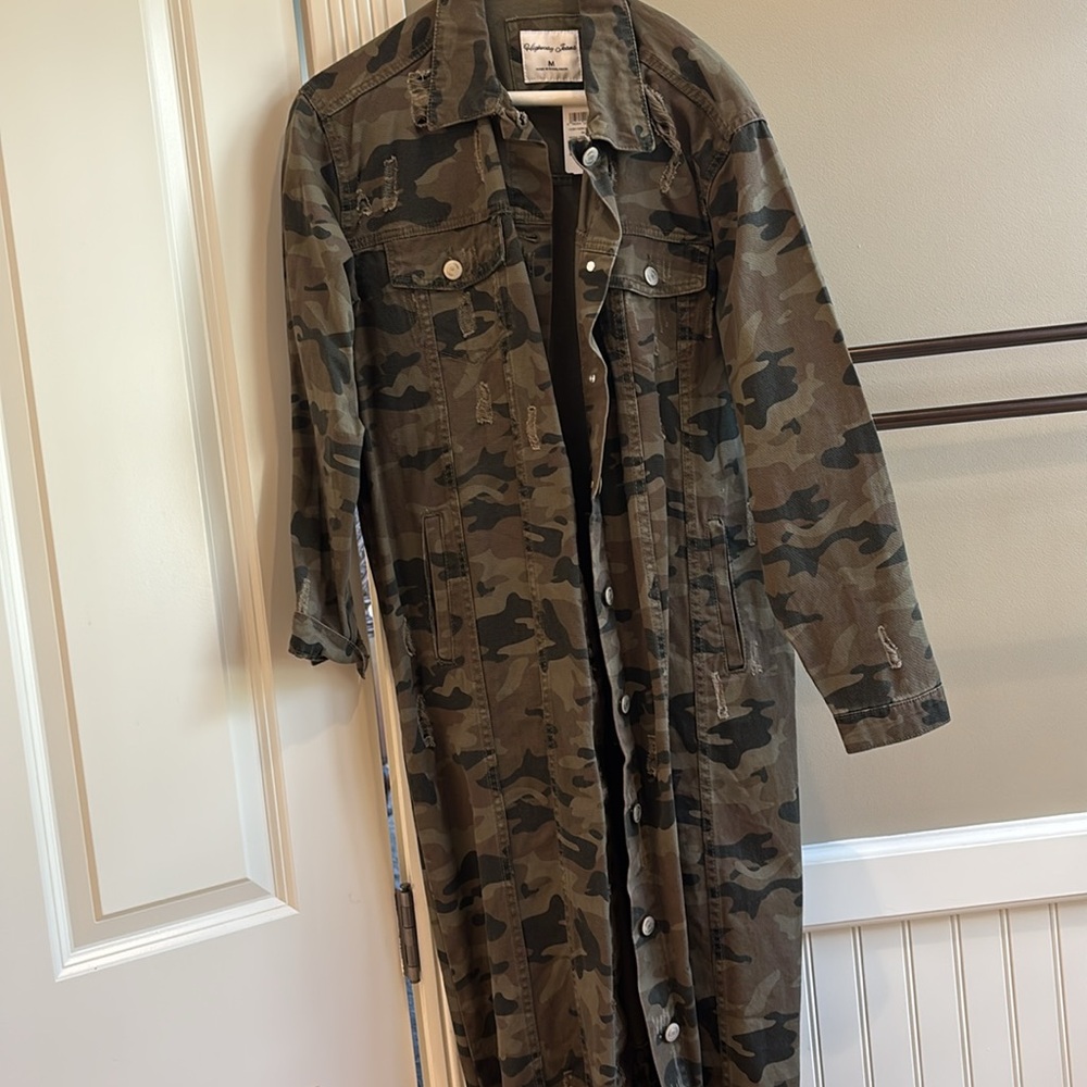 Distressed camo jacket - Picture 2 of 7
